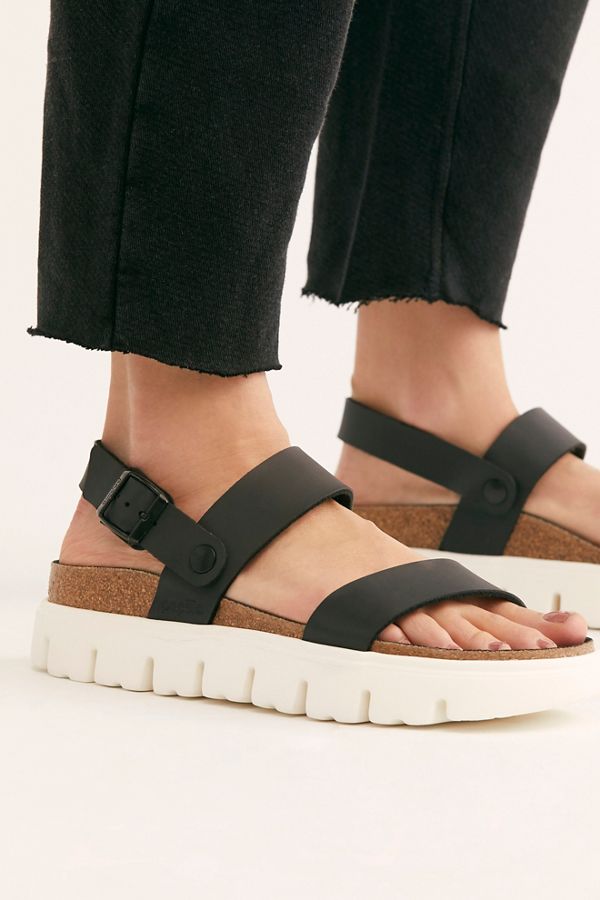 oofos mens slides