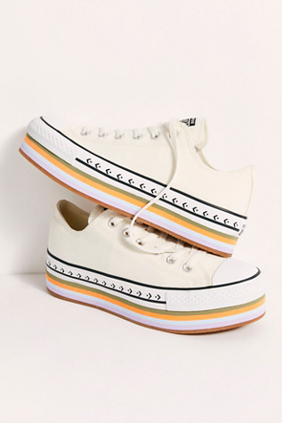 chuck taylor all star canvas lift