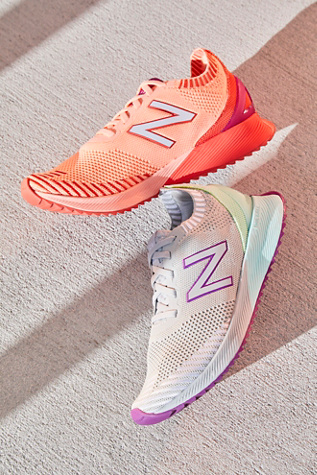 new balance free people