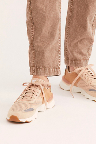 sorel sneakers kinetic