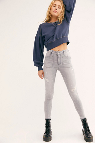 grey mid rise skinny jeans