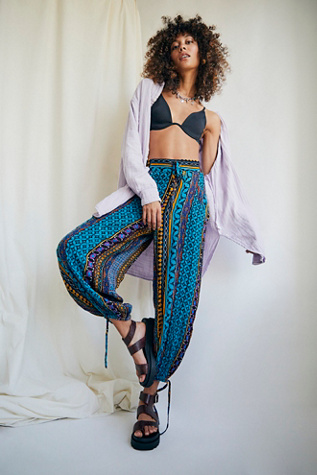 Free People Begonia Balloon Pants. 3