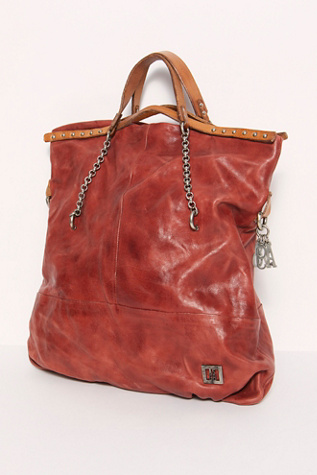 leather totes with zipper closure