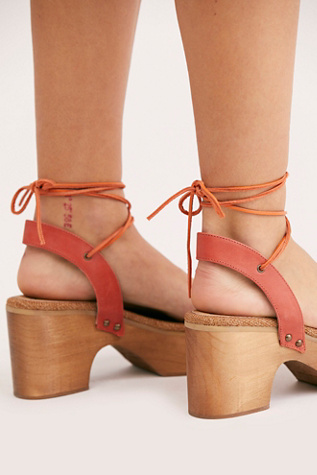 free people clogs