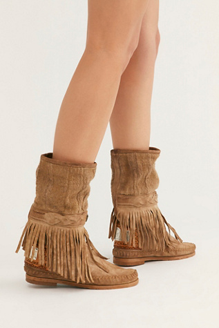mocc boots