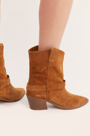 ankle boots brisbane