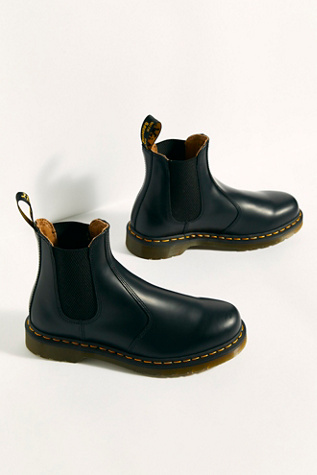 dr martens 2976