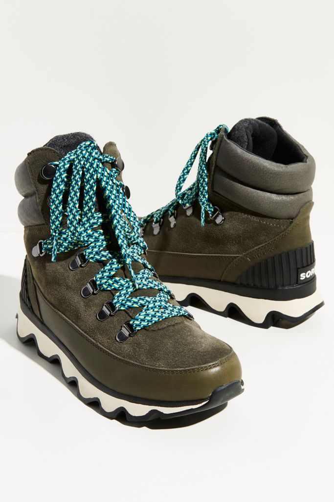 sorel kinetic conquest boot 8.5