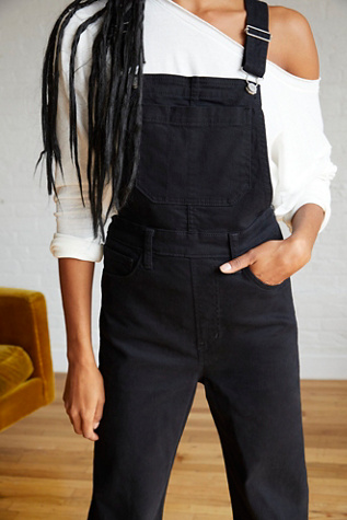 black overalls levis