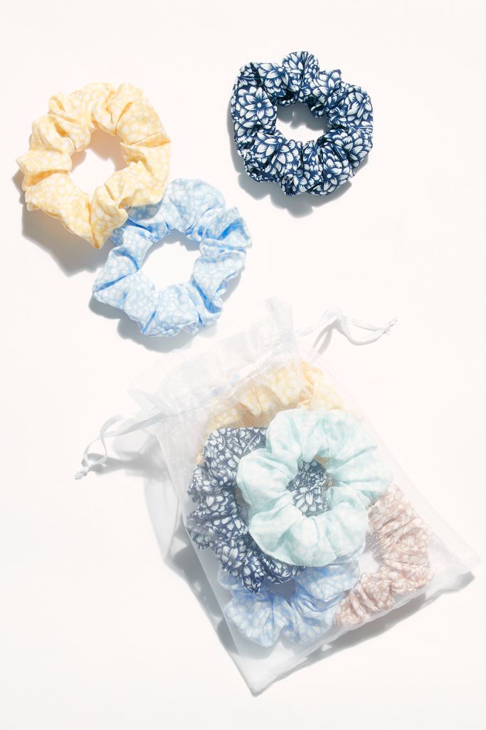 mansur gavriel mini scrunchie bag