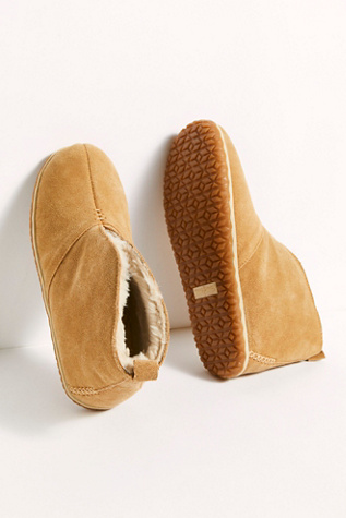 minnetonka suede slippers