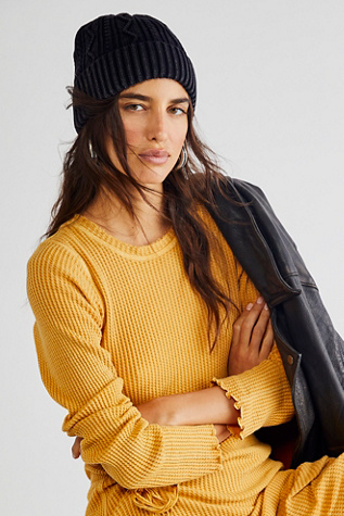 Stormi Washed Cable Beanie