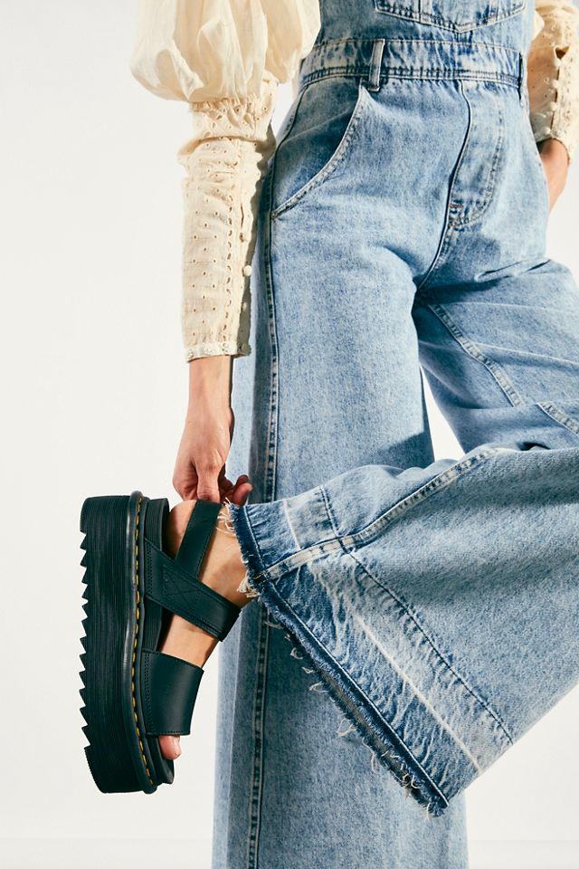 dr martens voss quad platform sandals