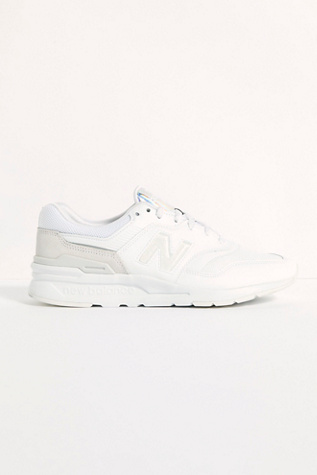 new balance free people