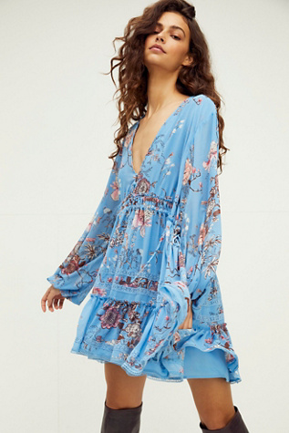 CHIC BLOSSOM WOVEN MINI DRESS
