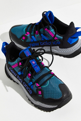 New Balance Shando Sneakers