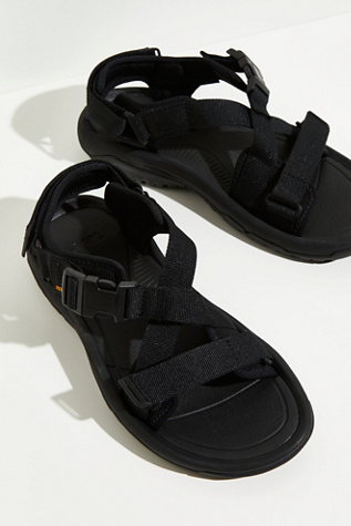 teva sandals with buckle