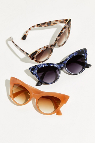 Cosmopolitan Cat Eye Sunglasses