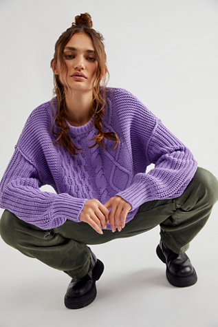 Dream Cable Crewneck Sweater