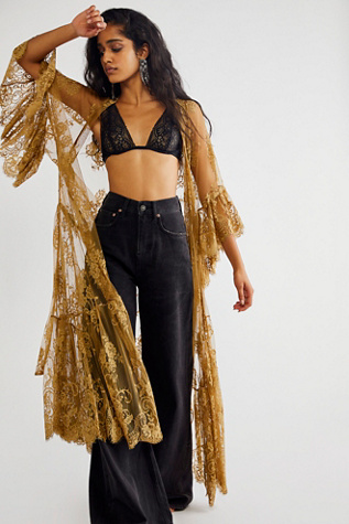 Barbara Tiered Lace Kimono