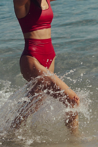 The Contour Solid High Waist Surf Bottoms