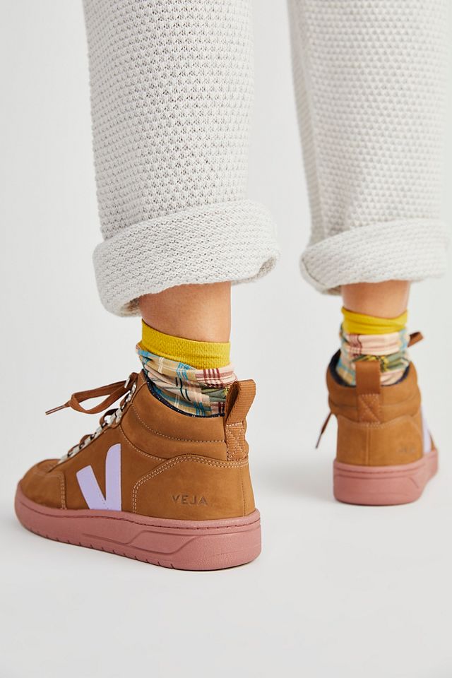 Free People Veja Roraima Sneakers. 4