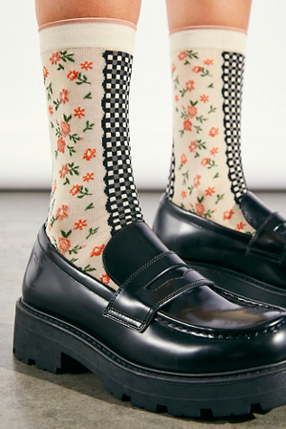 Tea Time Crew Socks