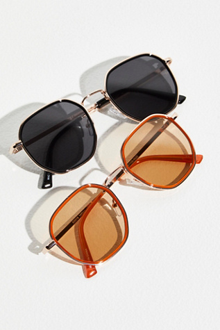 Riley Angled Round Sunglasses