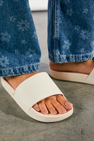 Tommy Slide Sandals