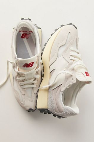 327 Sneakers