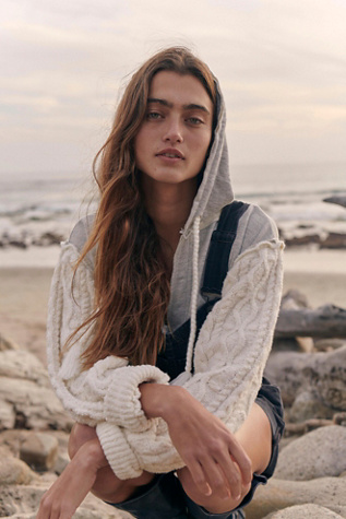 Beatrix Pullover