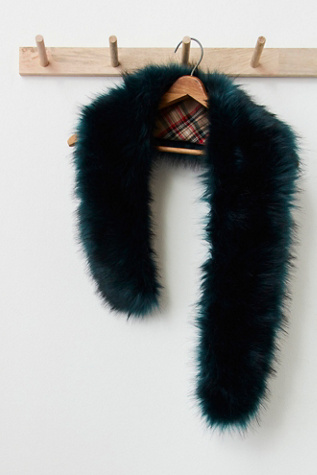 Penny Lane Faux Fur Collar