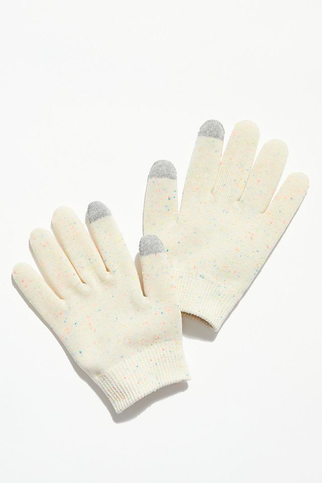 Free People Kitsch Moisturizing Spa Gloves. 2