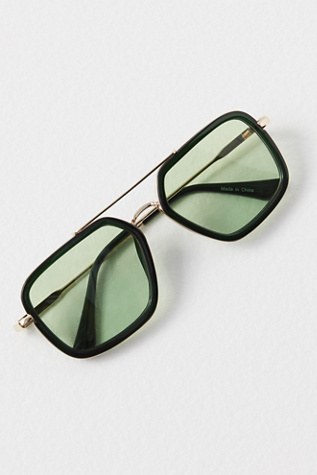 Luna Classic Aviator Sunglasses