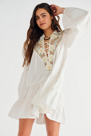 Chain Of Daisies Tunic