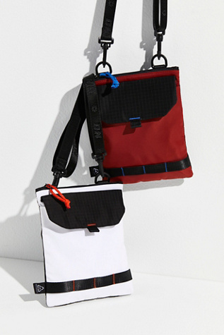 Doughnut Teleport Crossbody
