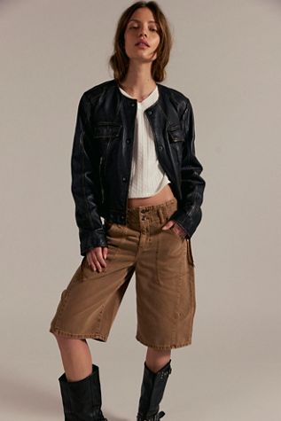 We The Free Extreme Measures Barrel Shorts