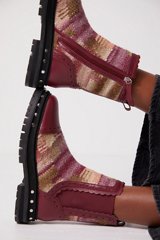 Tate Chelsea Boots