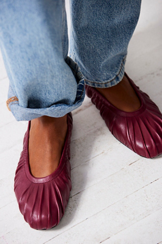 Cara Ballet Flats