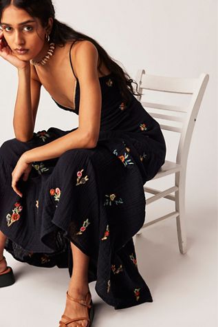 Hibiscus Tiered Maxi Dress