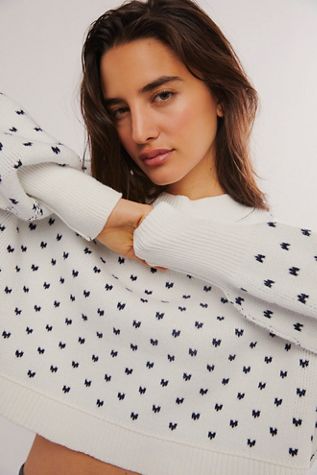Easy Street Patterned Crop