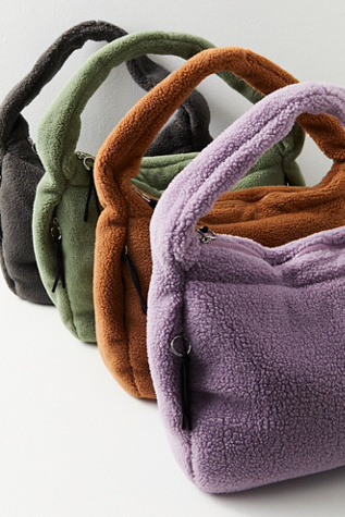 Cozy Carryall