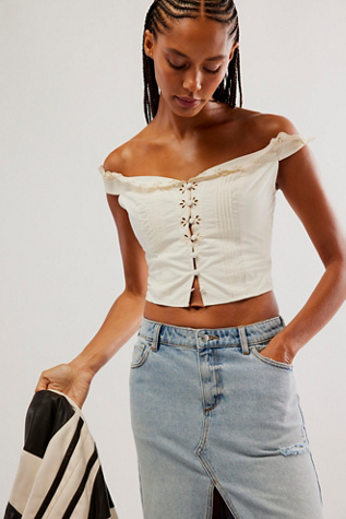 Baby Scallop Top