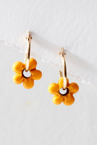 Lara Hoop Earrings