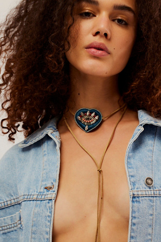 Isla Choker