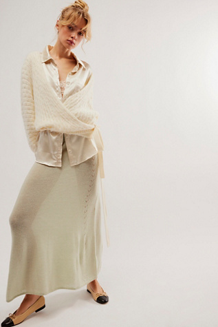 Floating Air Swit Midi Skirt