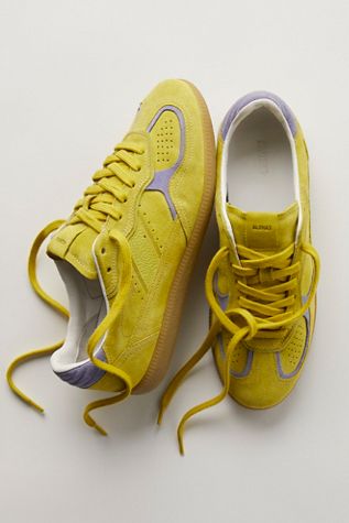 Baskets 490 Rife Alohas