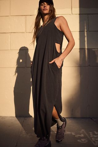 Hot Shot Twist Back Maxi