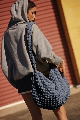 Pucker Up Carryall