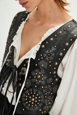 Understated-Leather-Reflection-Vest